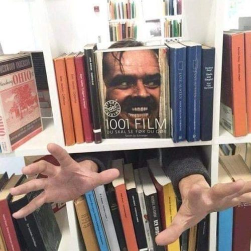People: How do you have fun in a library? Me: … 😂